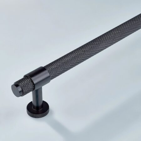 Blanc Knurled Brass Cabinet Handle - Oil Rubbed Bronze