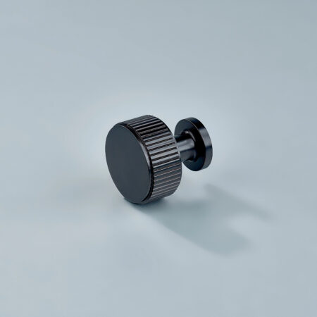 Solen Linear Knurled Brass Round Cabinet Knob - Oil Rubbed Bronze