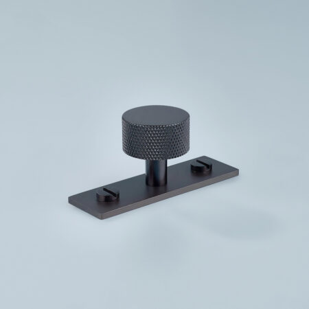 Leib Knurled Brass Cabinet Knob With Backplate - Oil Rubbed Bronze
