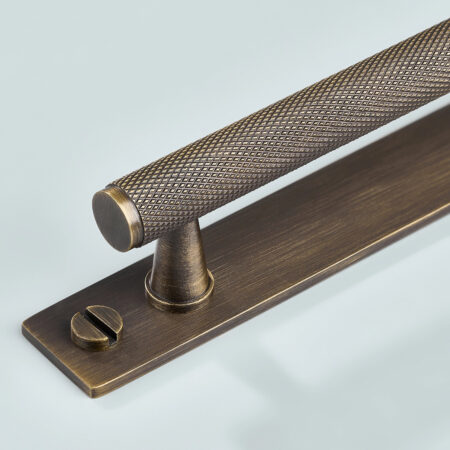 Doyen Knurled Brass Cabinet Handle With Backplate - Antique Bronze
