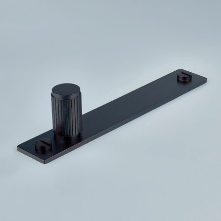 Keld Linear Knurled Brass Cylinder Knob With Backplate - Oil Rubbed Bronze